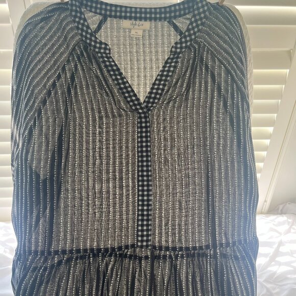 Style & Co Black and White Sheer top Sz XL - Picture 4 of 6